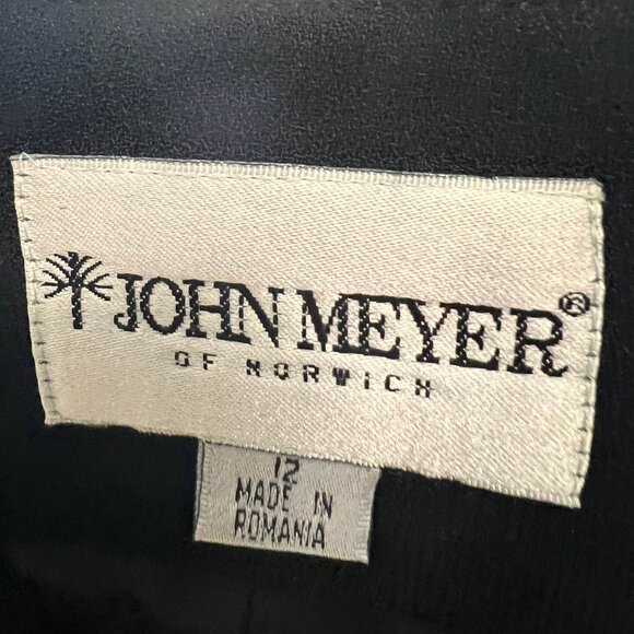 John Meyer of Norwich Ruffle Jacket - Picture 5 of 7